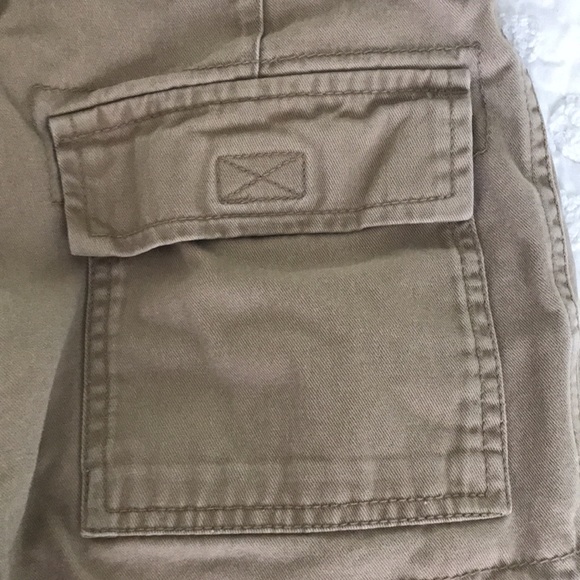 Old Navy khaki cargo boys shorts size 12 - Picture 4 of 8